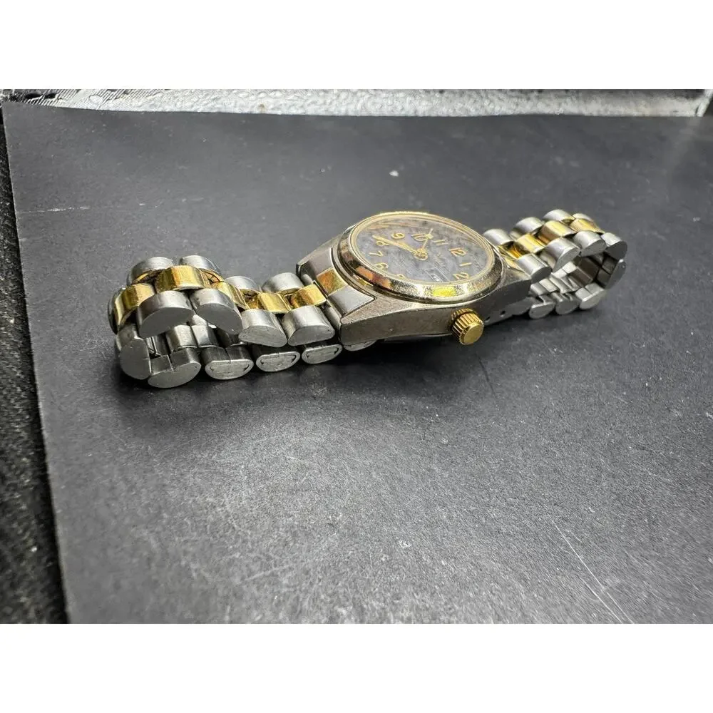 Waltham WK041 Two Tone Quartz Wristwatch Gold Silver Metal Band Day Date Dial